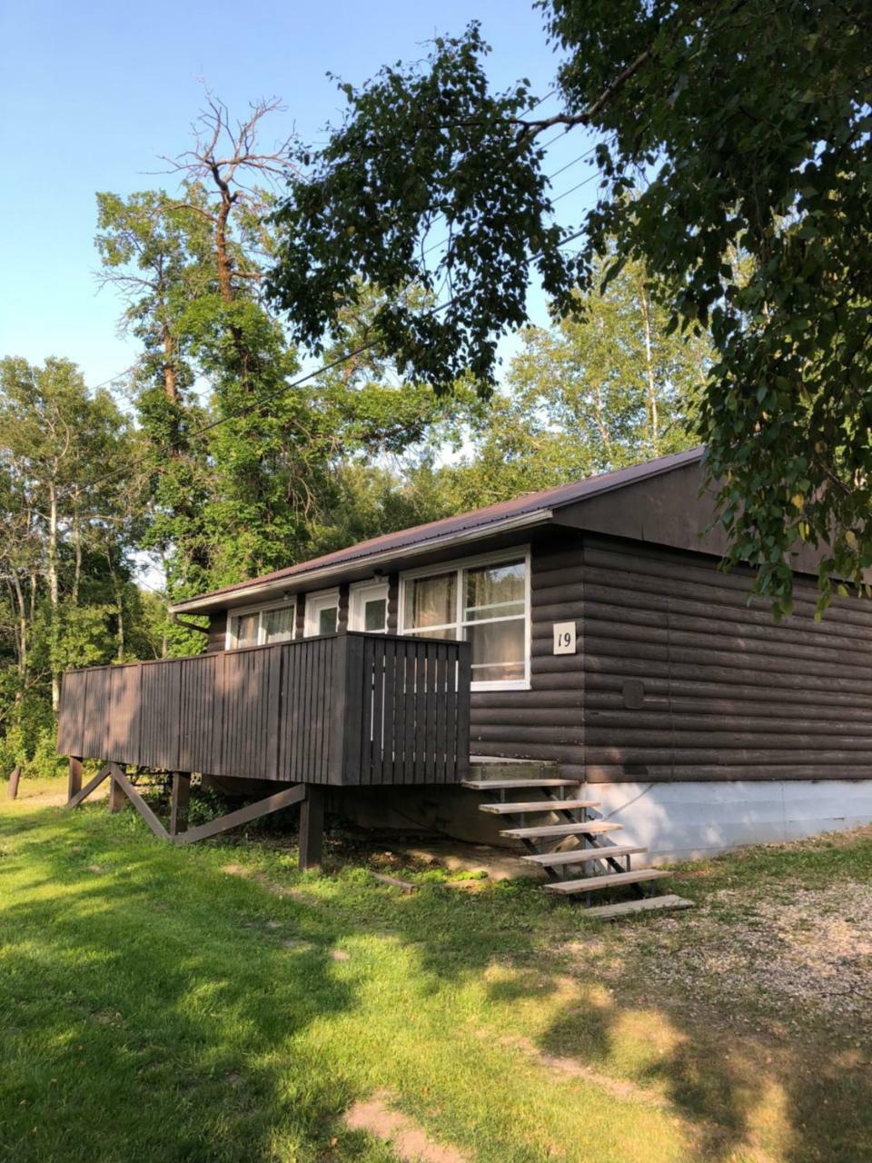 Kenosee Inn & Cabins Kenosee Park Dış mekan fotoğraf